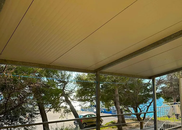 Apartman First Row To The Sea - Mustel - Adults Only