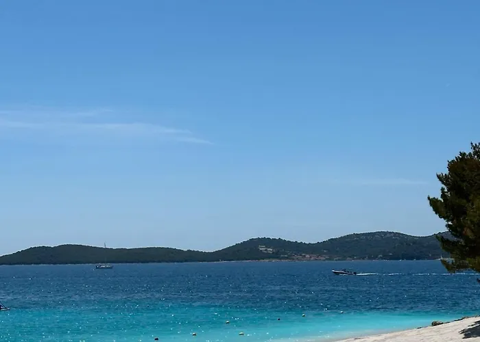 First Row To The Sea - Mustel - Adults Only * Drage